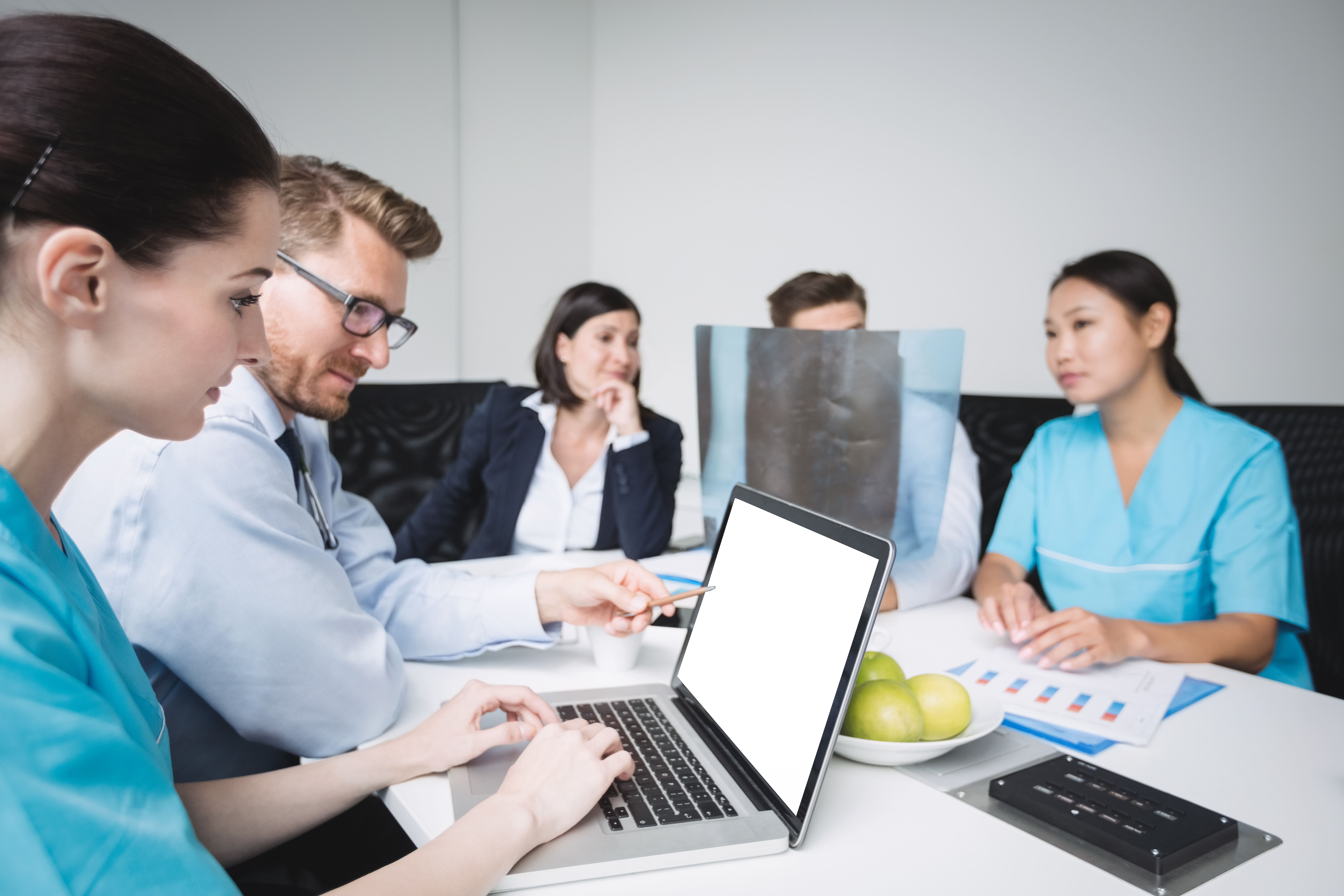 Why Healthcare Organisations Are Using Global Recruitment Platforms